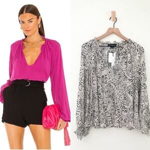 NWT Sanctuary Eva Paisley Top Size XS Black White Business Casual